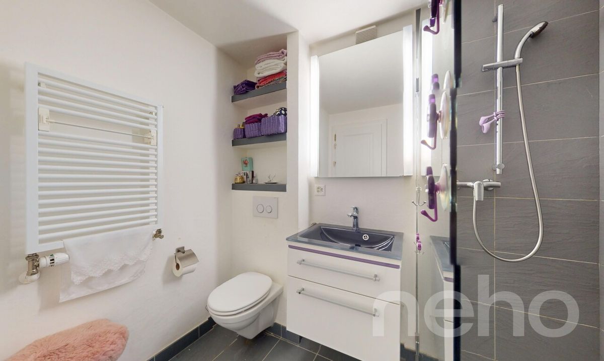 Exclusive: Superb 2.5-room apartment in the centre of the village - 8