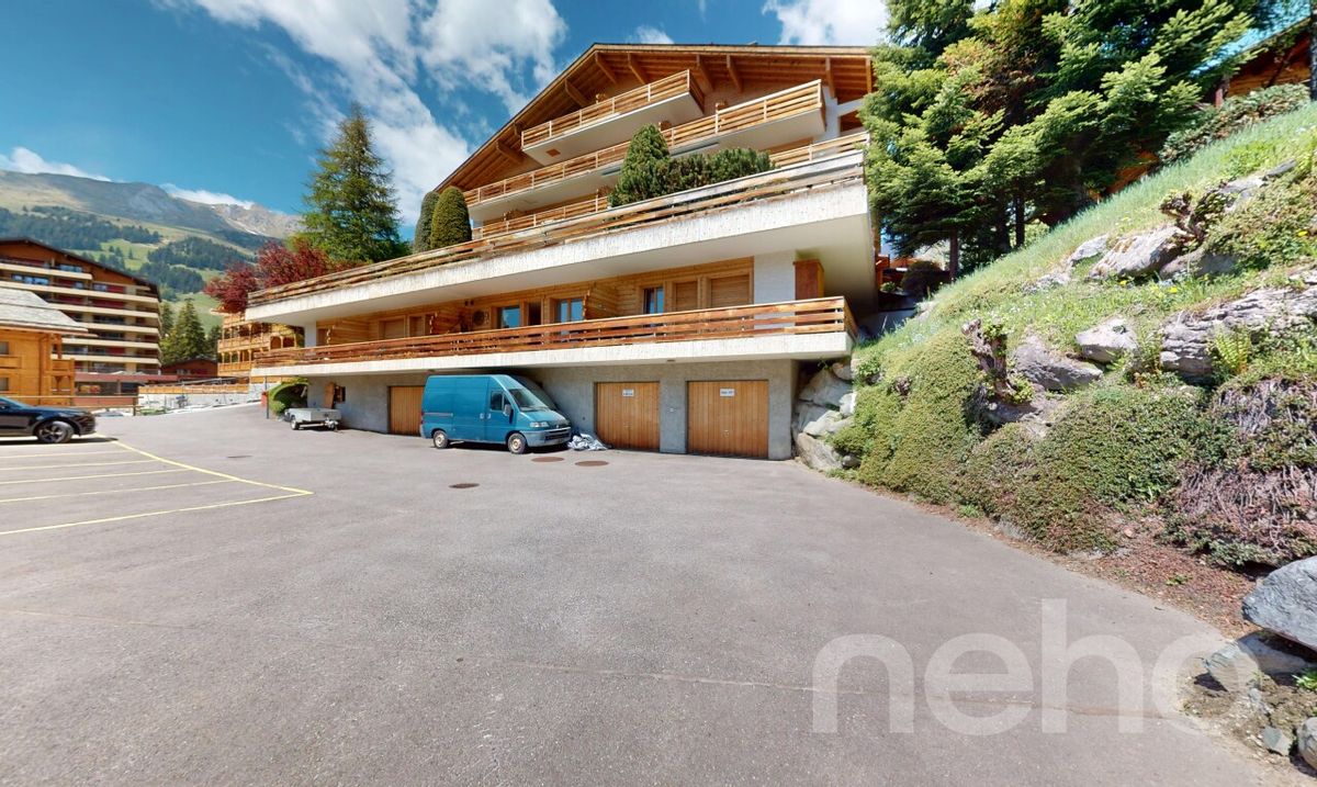 Exclusive: Superb 2.5-room apartment in the centre of the village - 10
