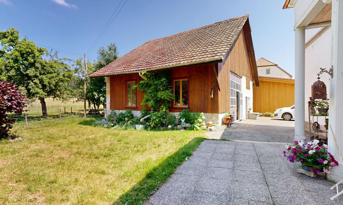 Discover a Home Full of Potential in Peaceful Family-Friendly Setting - 0