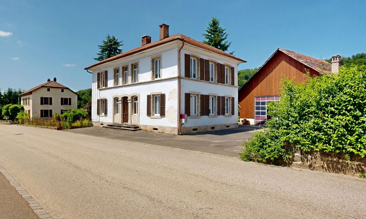 Discover a Home Full of Potential in Peaceful Family-Friendly Setting - 2