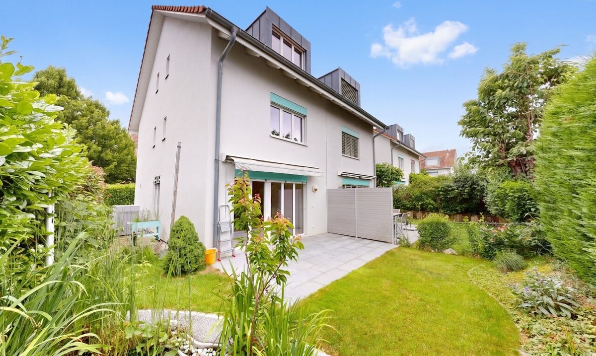 Doppelhaushälfte in Oberwil BL - 0