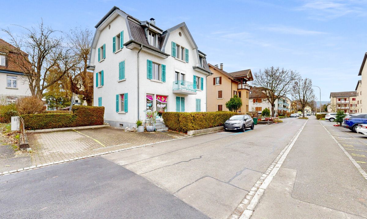 Wohngebäude in Dietikon - 1