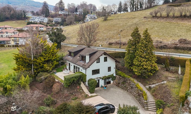 Saint Légier - Detached house with lake view and flexible layout - 3