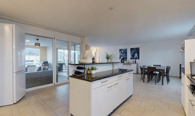 Spacious 5.5-room apartment in Schlieren - 3