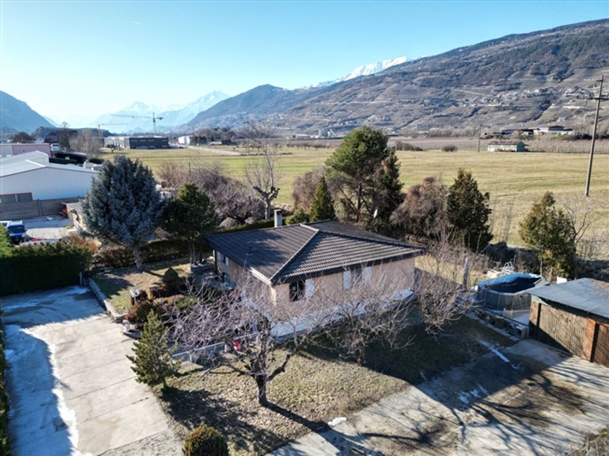 HAUS MIT SUPERFICIALRECHT IN CHALAIS - 11