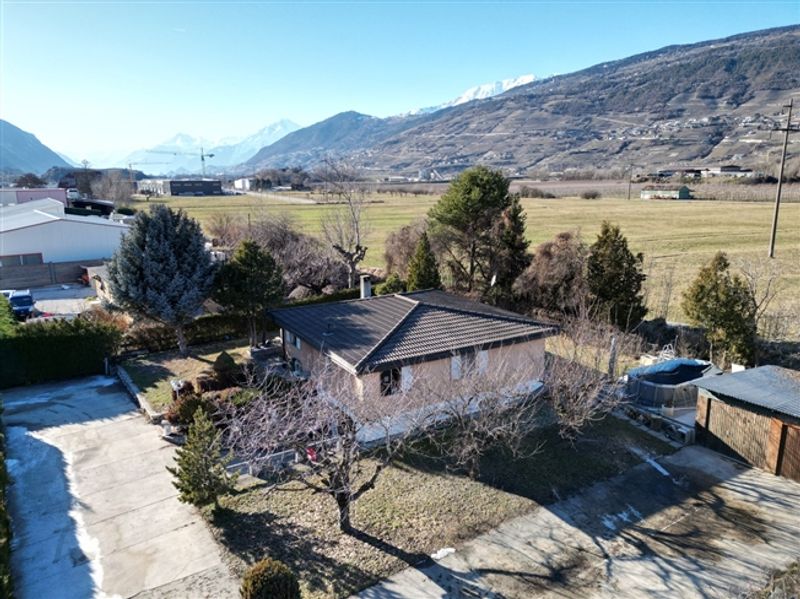 HAUS MIT SUPERFICIALRECHT IN CHALAIS - 12