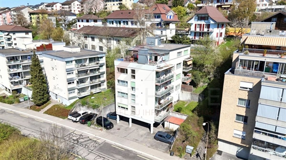 5.5 Zimmer Familienwohnung nahe Bern | Modernisiert & sofort bezugsbereit - 0
