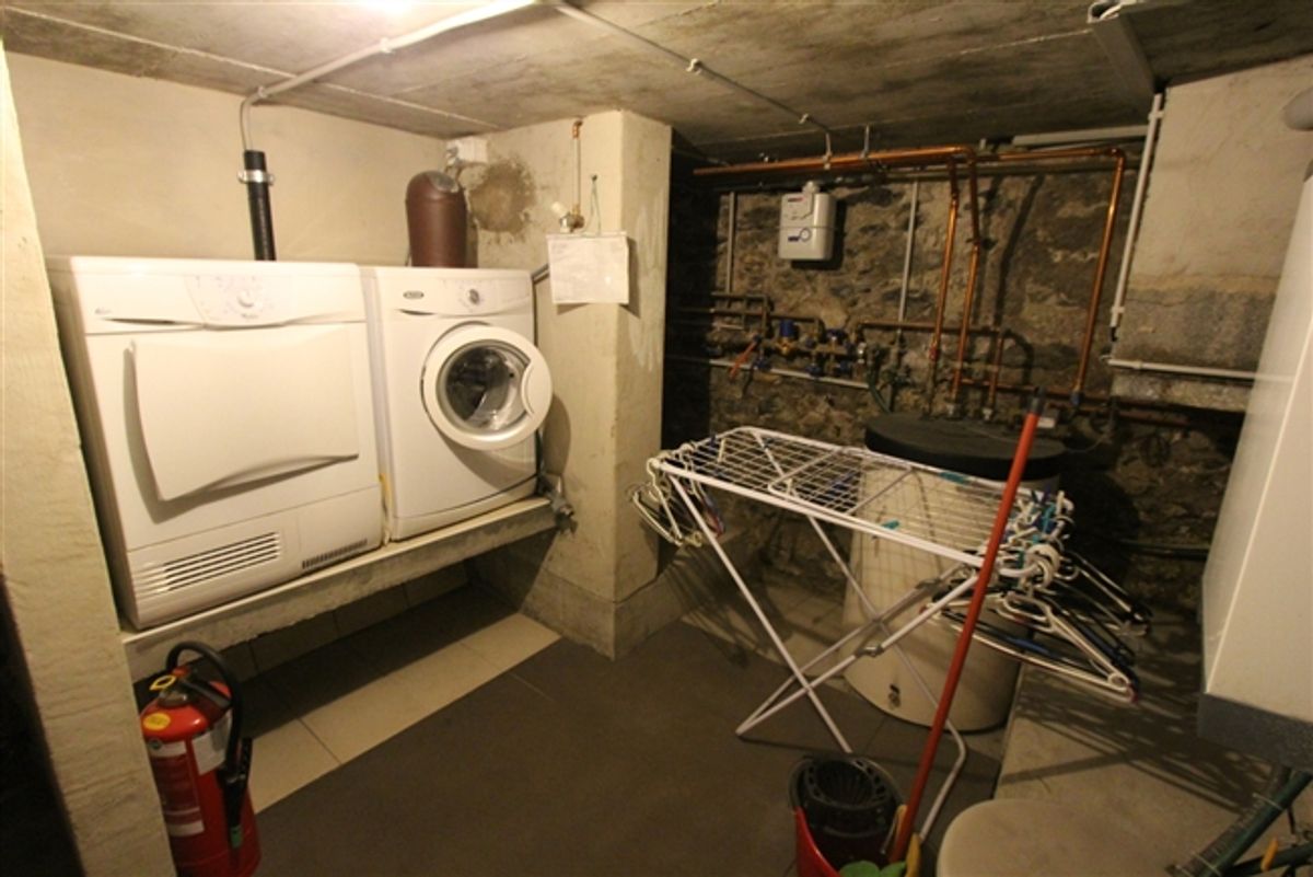 CHARMANTE 2,5-ZIMMIGE WOHNUNG ZU MIETE - 10