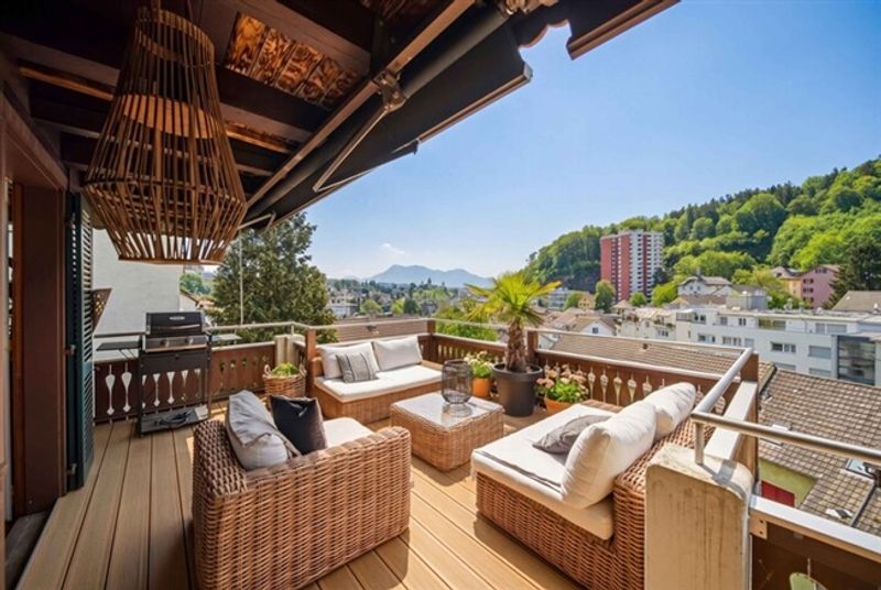 CHALET CHARME IN DER STADT MIT DREI EINHEITEN - 7