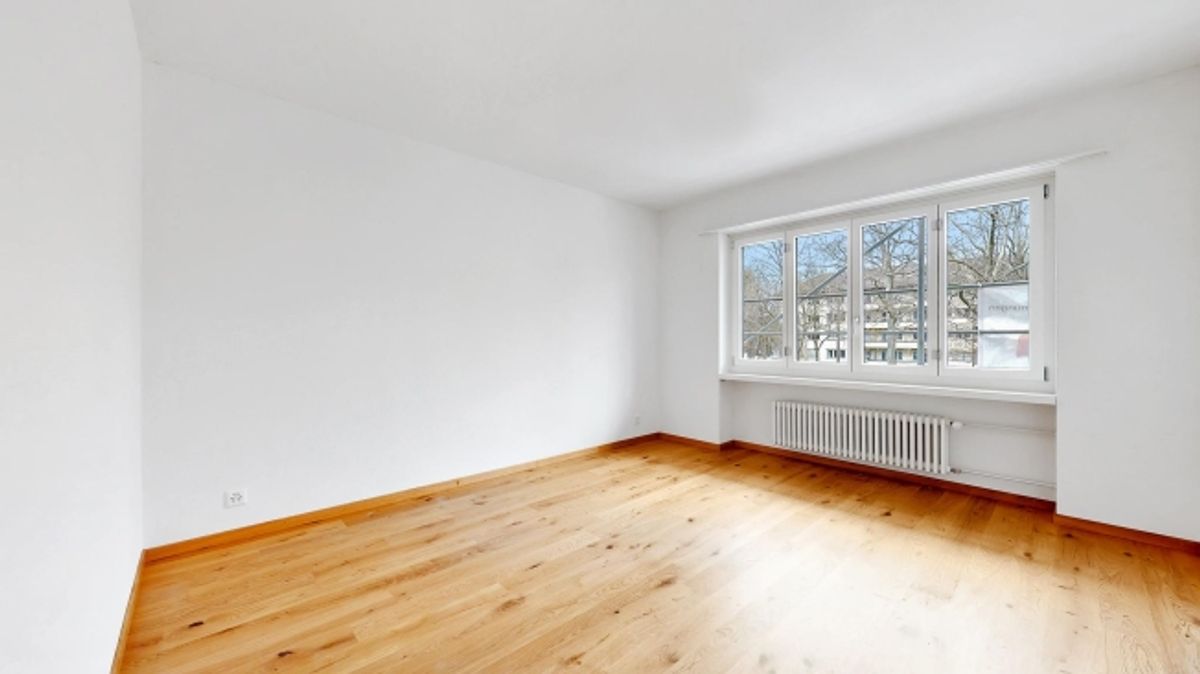 Grosszügige 3.5-Zimmer-Wohnung mit Balkon an zentraler Lage - 5