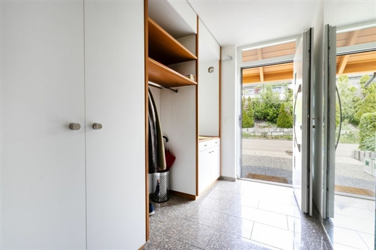 4.5-Zimmer-Eckhaus mit Ausbaupotenzial, grossem Garten und steuergünstiger Wohnlage in Seuzach - 3