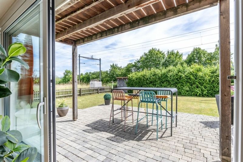 4.5-Zimmer-Eckhaus mit Ausbaupotenzial, grossem Garten und steuergünstiger Wohnlage in Seuzach - 11