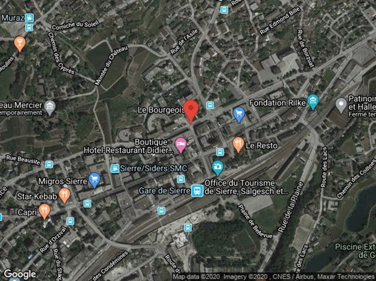 GARAGENSTELLPLATZ ZU VERMIETEN IN EINER TIEFGARAGE IN SIERRE - 2