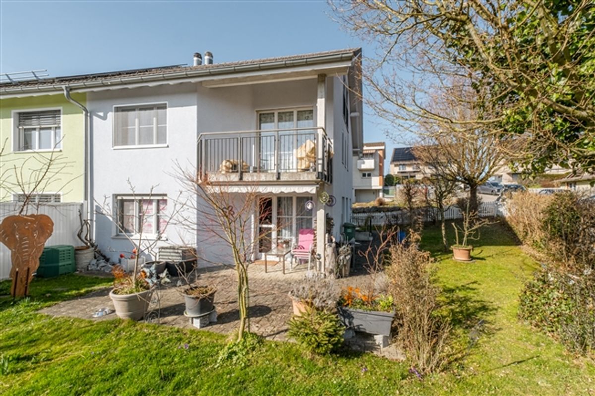 Familienfreundliches Wohnen an sonniger Lage - 0