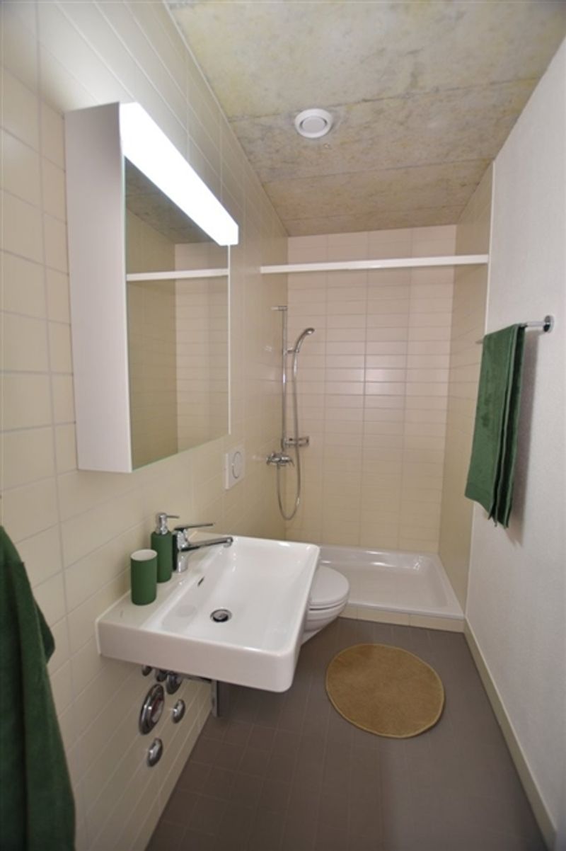 Moderne 2.5-Zimmerwohnung am Bahnhof Bümpliz Nord - 5
