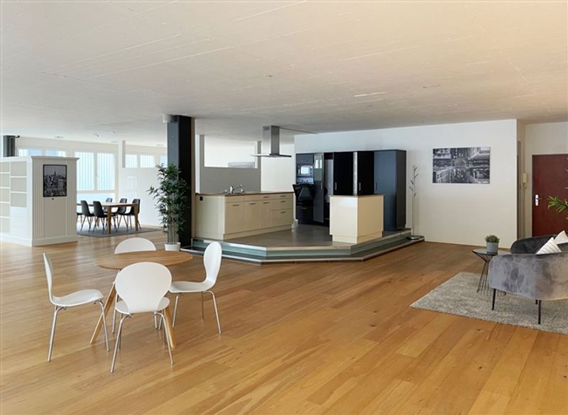 Helle Büro-/Gewerbefläche mit Sitzungszimmer, Küche und Nasszelle - 3