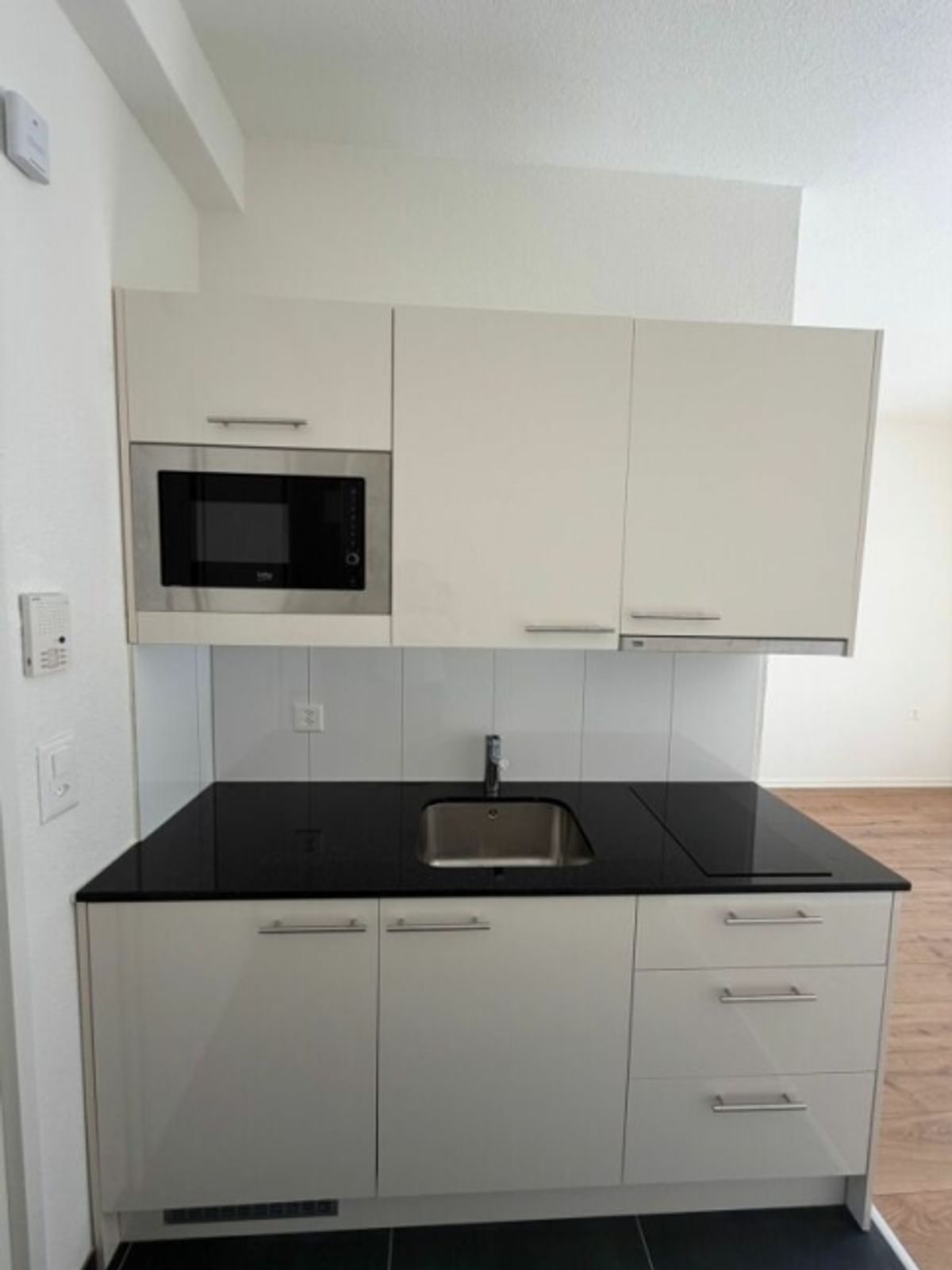 Erstbezug -  frisch sanierte 1 Zimmer-Wohnung jetzt zu vermieten! - 0