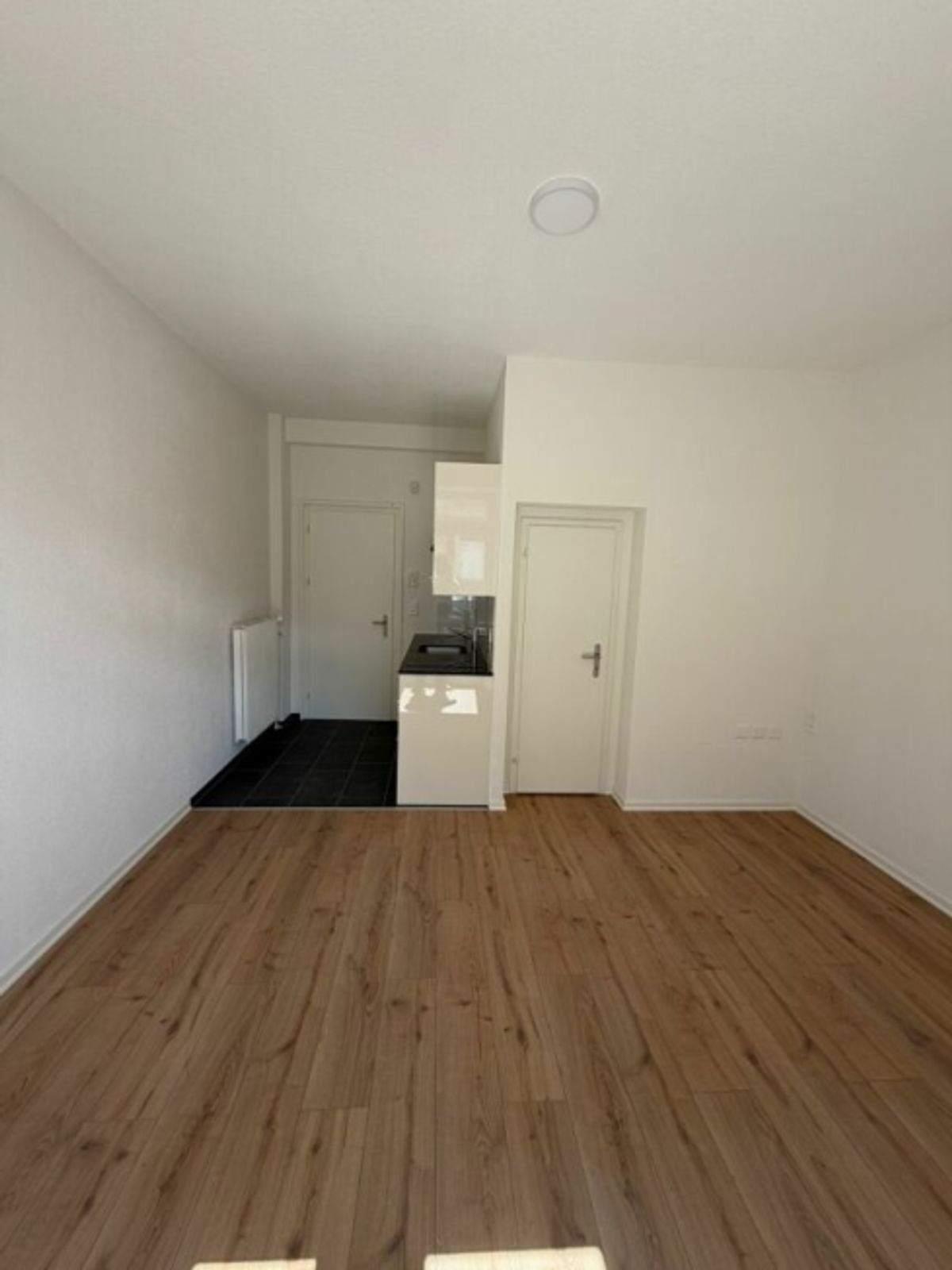Erstbezug -  frisch sanierte 1 Zimmer-Wohnung jetzt zu vermieten! - 2