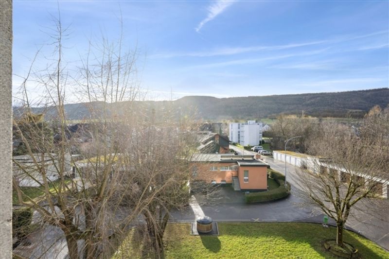 Emplacement central, spacieux et lumineux - 7