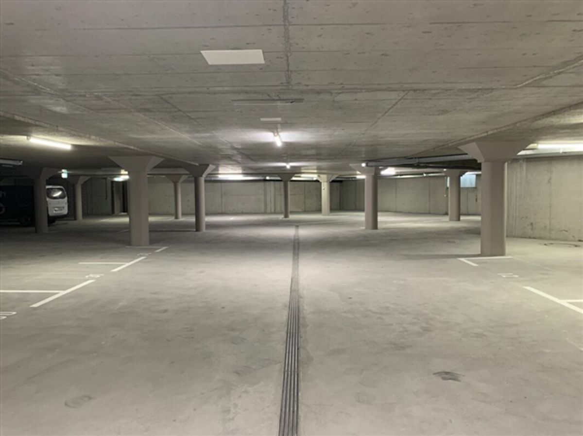 Tiefgaragenparkplätze / Baujahr 2023 - 2
