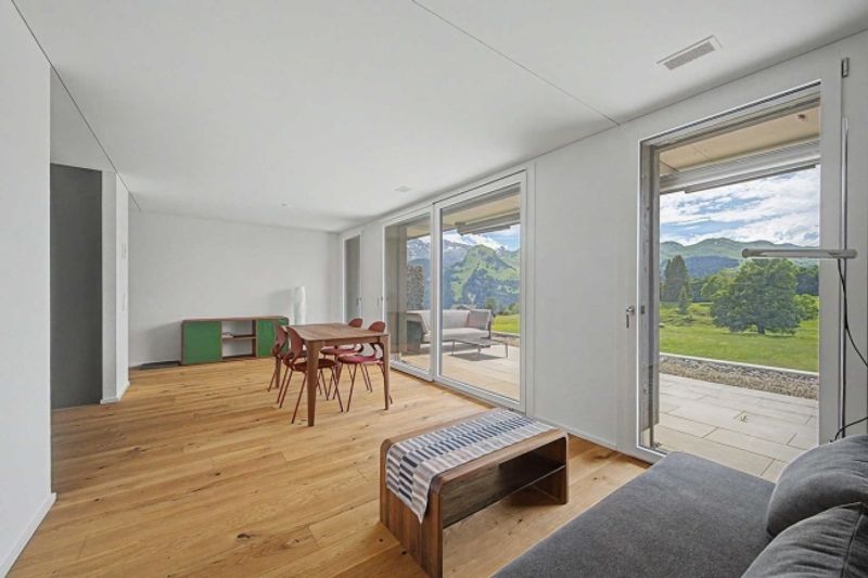 Moderne 2.5-Zimmer-Wohnung mit Panoramasicht in Illgau (St. Karl) - 9