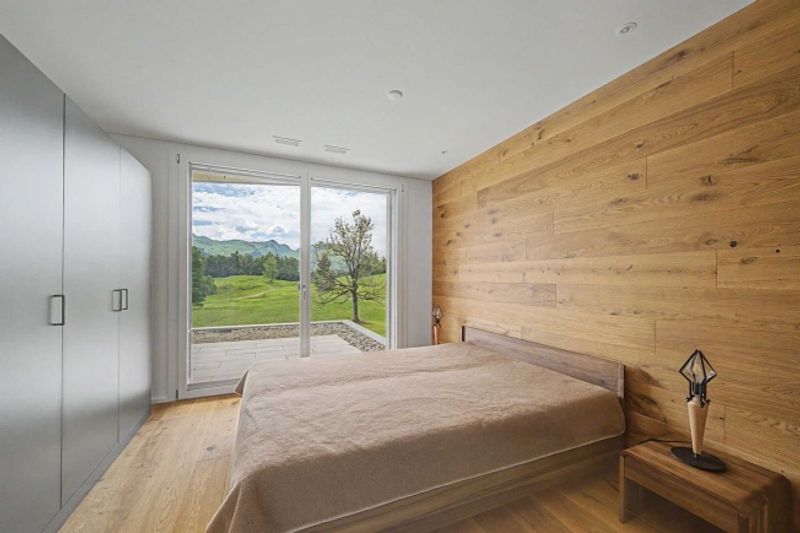 Moderne 2.5-Zimmer-Wohnung mit Panoramasicht in Illgau (St. Karl) - 11