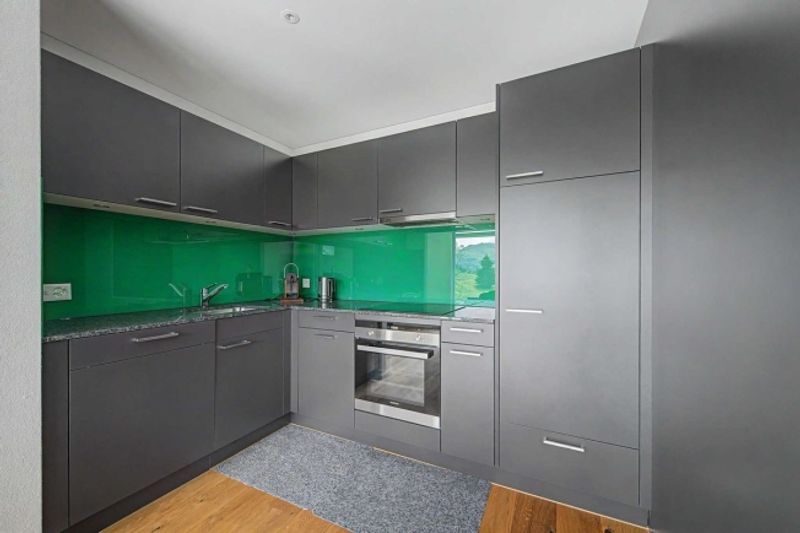 Moderne 2.5-Zimmer-Wohnung mit Panoramasicht in Illgau (St. Karl) - 13