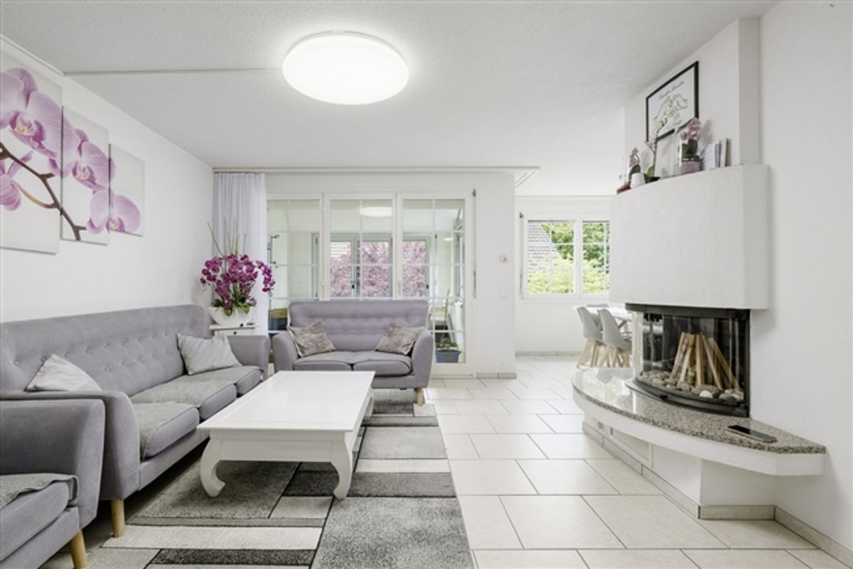 Familienfreundliche 5.5-Zimmer Dachmaisonette-Wohnung - 1
