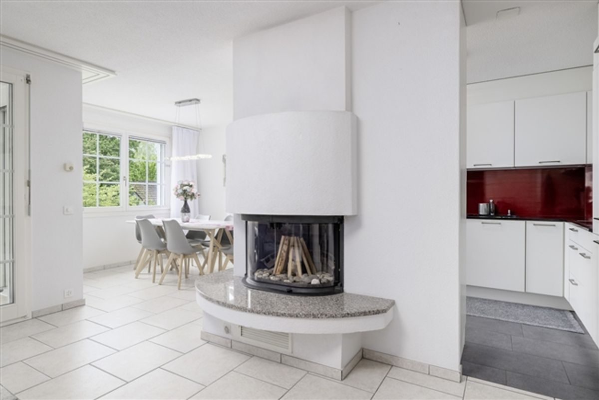 Familienfreundliche 5.5-Zimmer Dachmaisonette-Wohnung - 2
