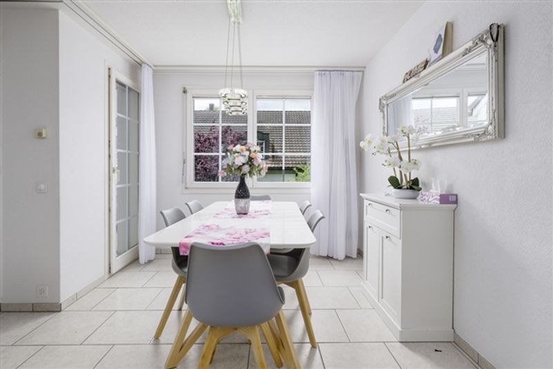 Familienfreundliche 5.5-Zimmer Dachmaisonette-Wohnung - 4