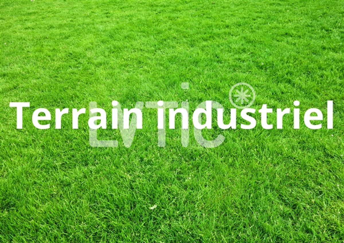 Industriegrundstück von 7350 m2 zum Verkauf in der Nähe von Val-de-Travers - 0