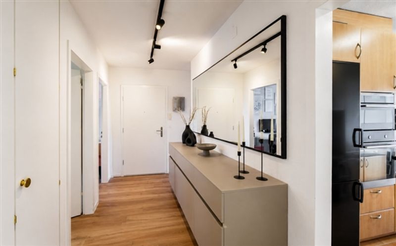 Wohnen zwischen See und Stadt - gepflegte 4.5-Zimmer-Wohnung nur wenige Schritte vom Greifensee entfernt - 6