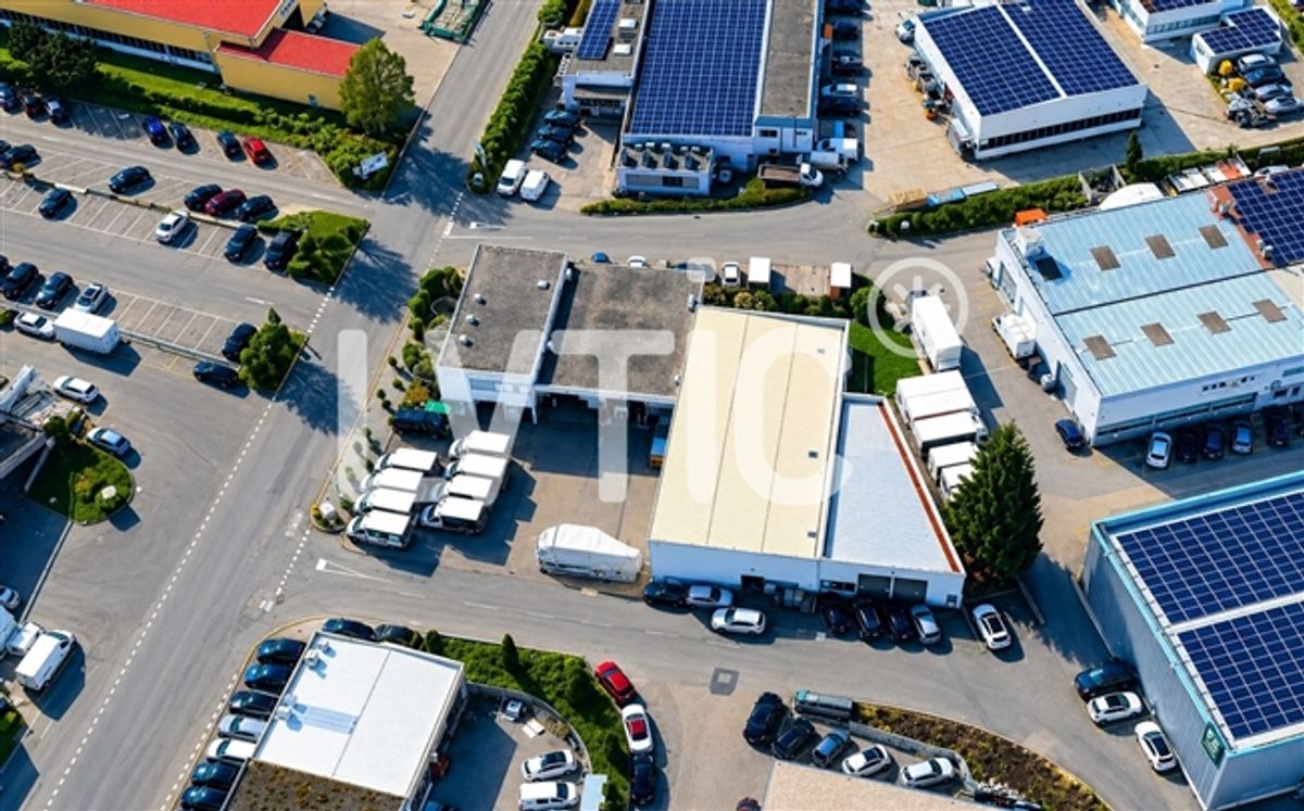Industriegebäude von 1100 m2 zum Verkauf in Villars-Sainte-Croix - 0