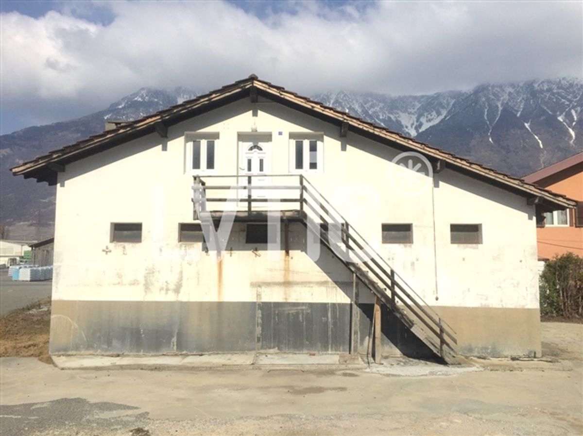 Handwerksgebäude auf 1805 m2 grossem Grundstück zum Verkauf in Martigny - 3