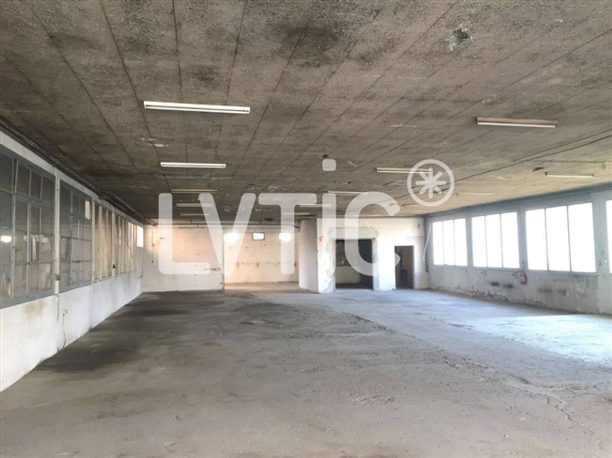 Handwerksgebäude auf 1805 m2 grossem Grundstück zum Verkauf in Martigny - 4