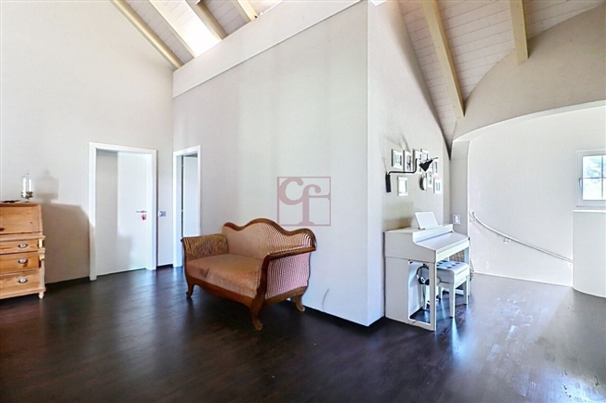 Prächtiges Herrenhaus in Noreaz (340 m²) - 10