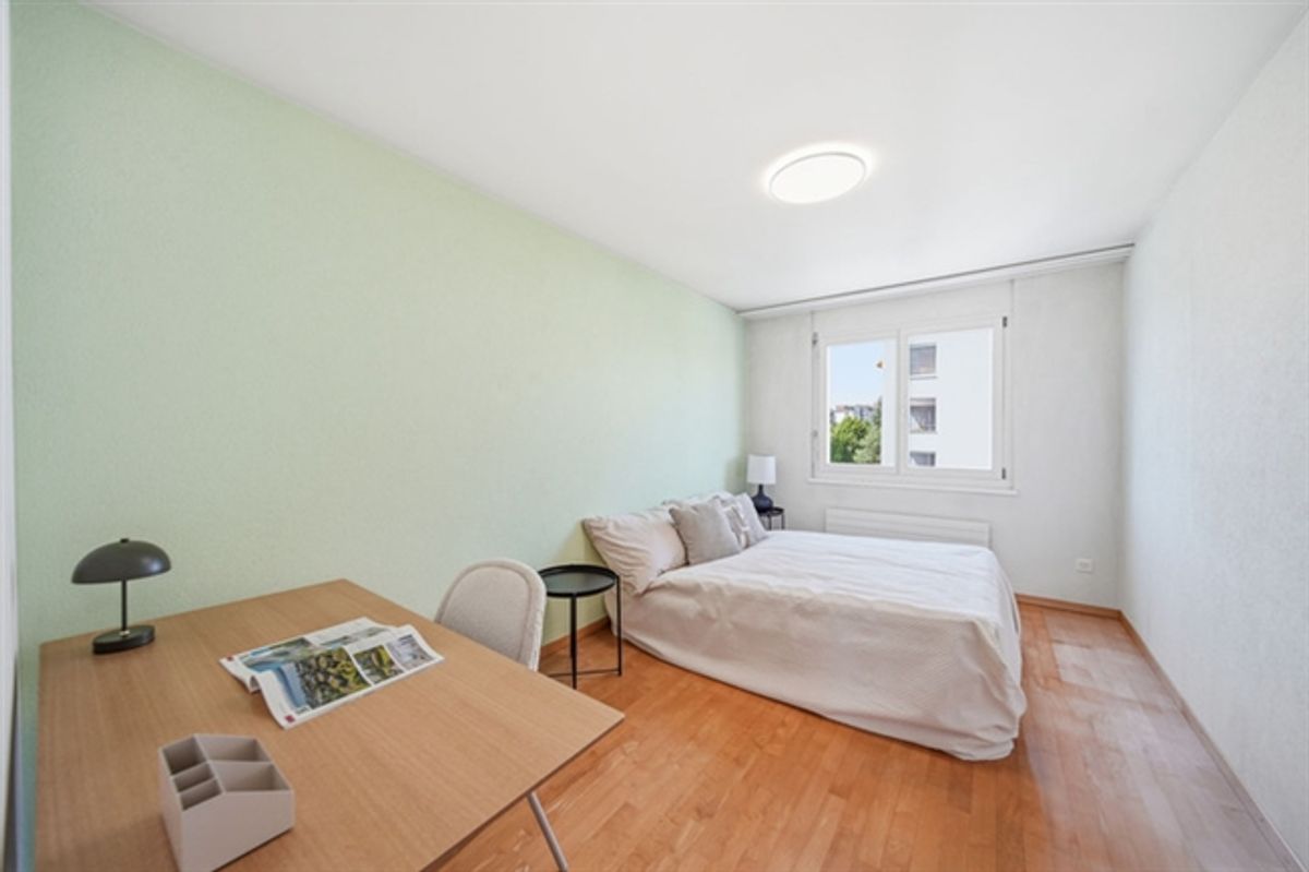 DER SONNE ENTGEGEGEN - 4.5 ZIMMER WOHNUNG MIT SÜDTERRASSE - 4