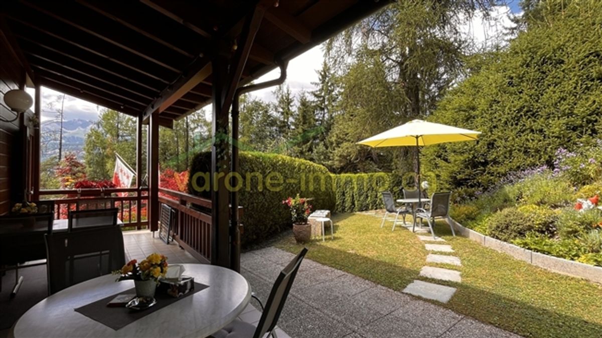 Charmantes Chalet in Briey/Chalais 
Ein wahrer Zufluchtsort - 0