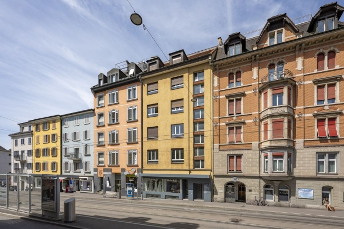 Wohn- und Geschäftshaus an einmaliger Lage - 1