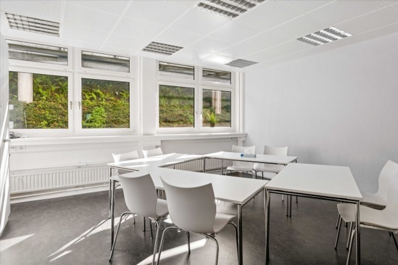 Attraktive Bürofläche an zentraler Lage in Horgen mit Blick auf den Zürichsee - 8