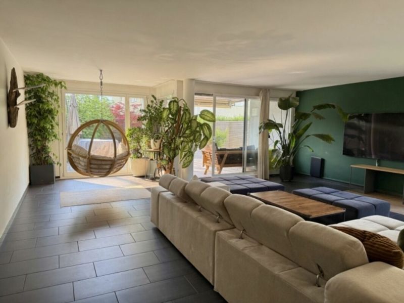 Exklusive 4.5-Zimmer-Gartenmaisonettewohnung mit Zusatzräumlichkeiten - 3