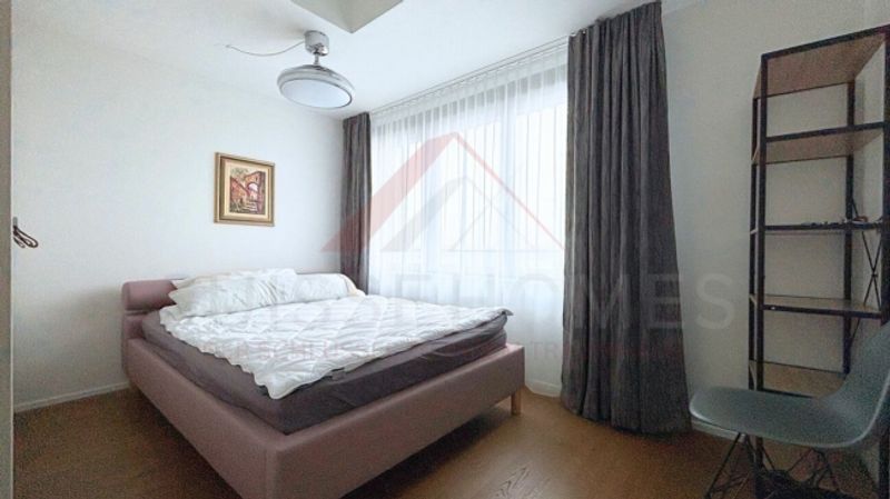 Exklusive 5.5 Zimmer Maisonette mit Designküche, Loggia und Minergie Standard - 11