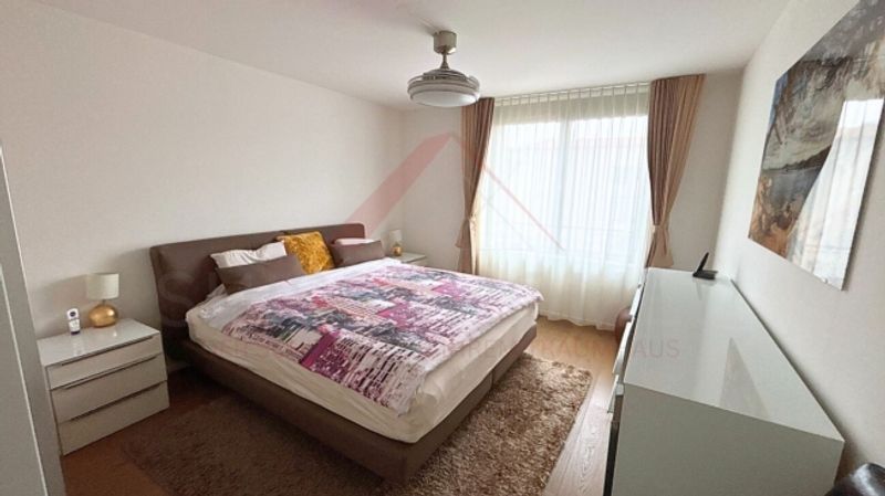 Exklusive 5.5 Zimmer Maisonette mit Designküche, Loggia und Minergie Standard - 12