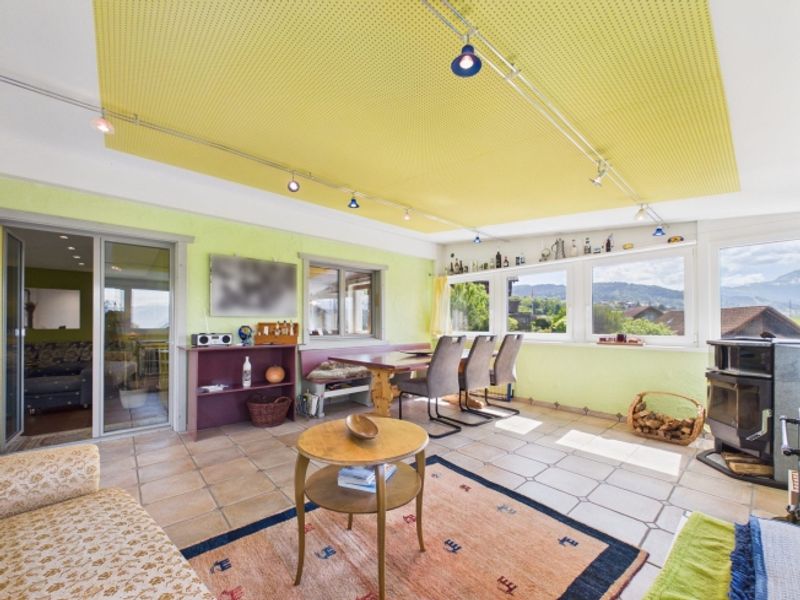 Stilvolles Einfamilienhaus mit Wintergarten und schöner Weitsicht in Gebertingen - 5