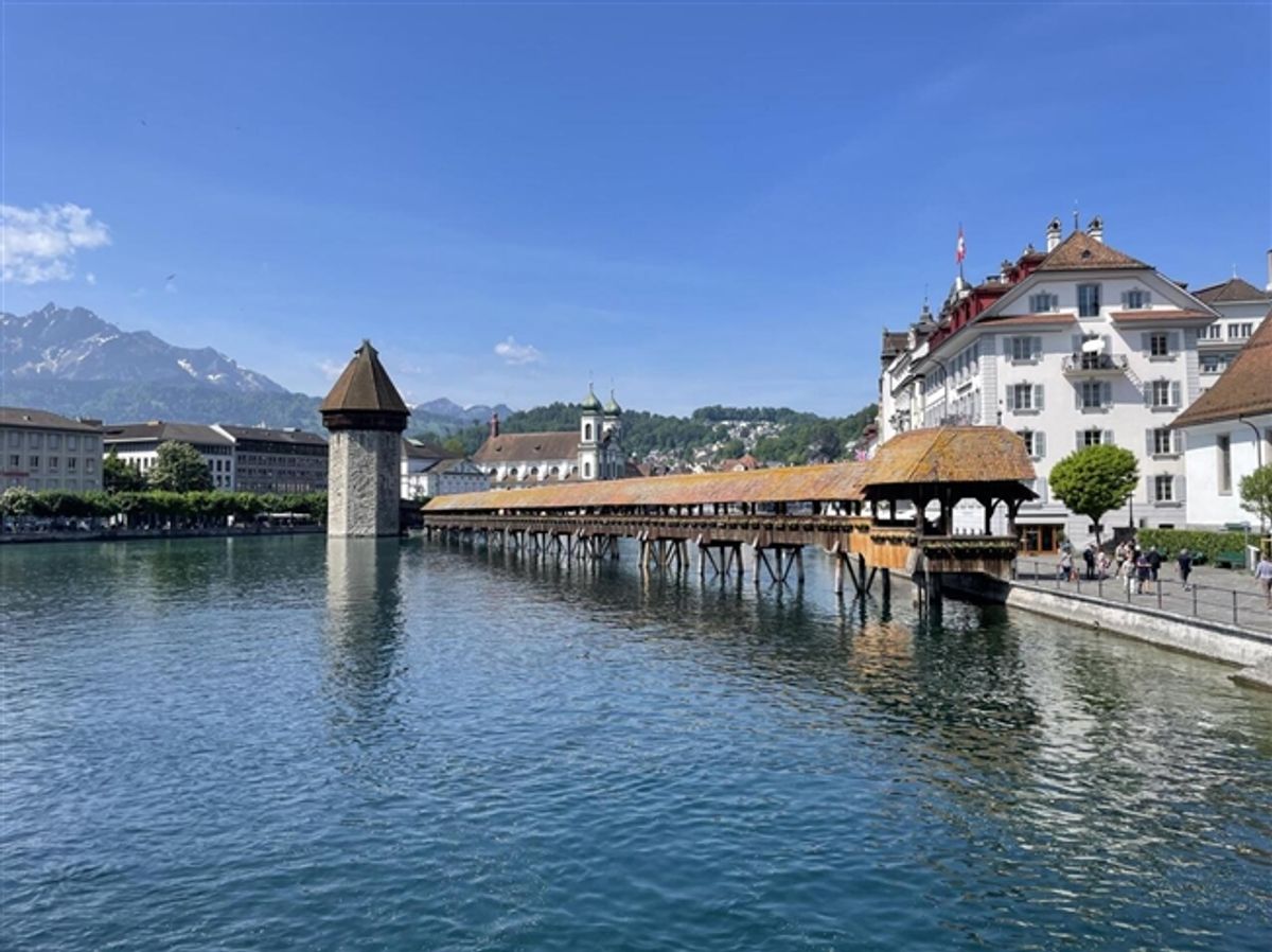 Verkauf Genossenschaftliche Anteile an Herrenhaus , elegantes historisches Gebäude, Luzern - 0