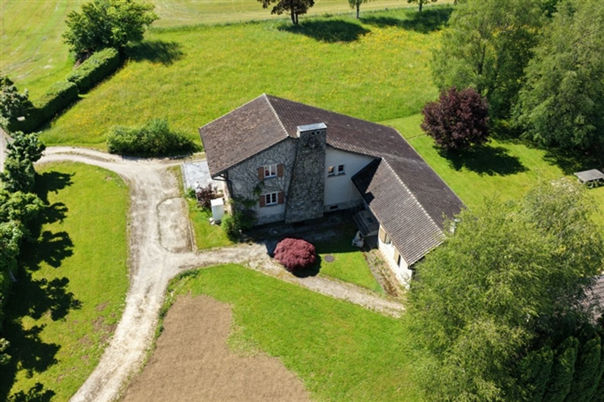 Idyllische Umgebung für dieses wunderschöne, charmante Anwesen - 1
