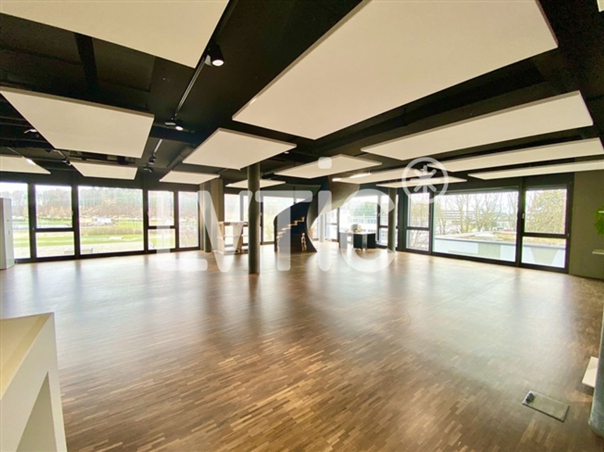 Büros, Lager von 1 450 m2 zum Verkauf in Givisiez – Freiburg - 0