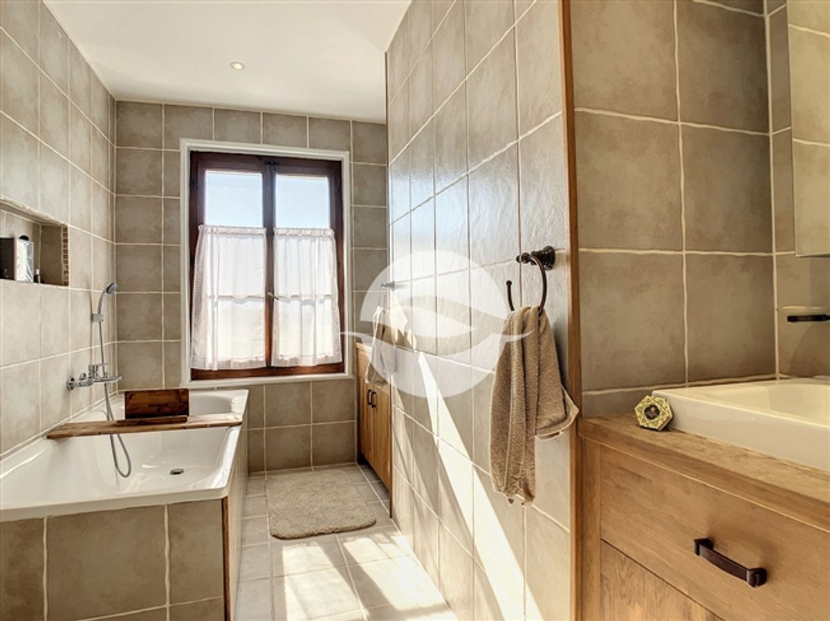 Charmantes 4,5-Zimmer-Chalet – NICHT EINGEBEMMT - 12