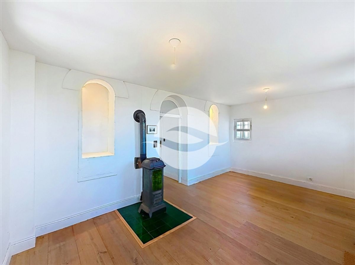 Charmantes 4,5-Zimmer-Chalet – NICHT EINGEBEMMT - 1