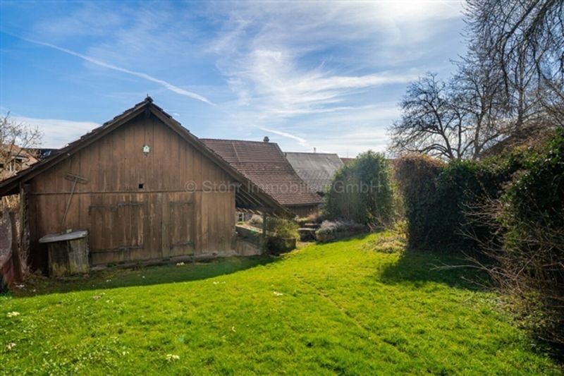 Bauland in Brütten mit historischem Bauernhaus und Entwicklungspotenzial - 5